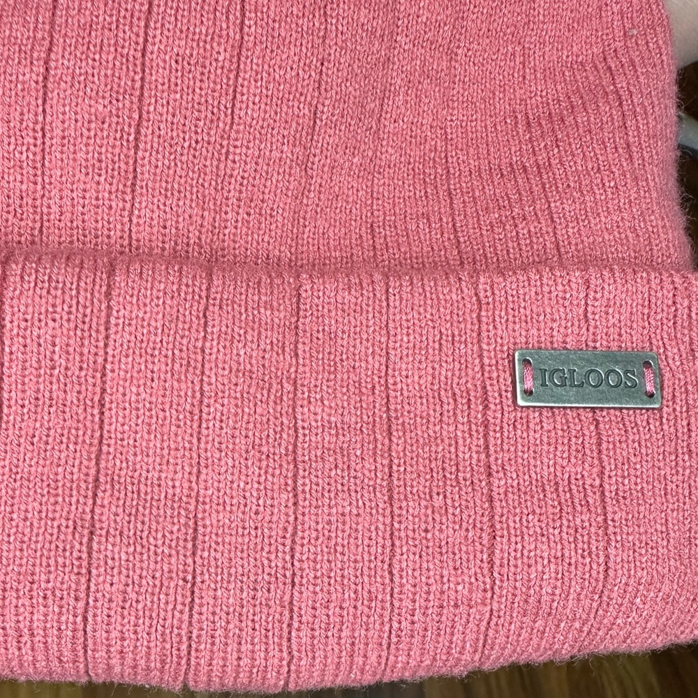 Winter hat - Picture 3 of 3